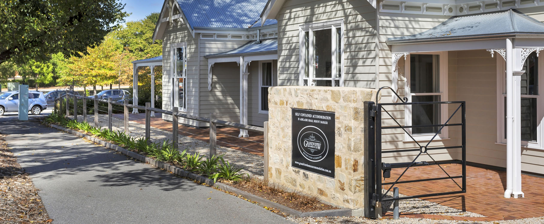 The Elm Tree - Grandview Accommodation - Adelaide Hills - Mt Barker