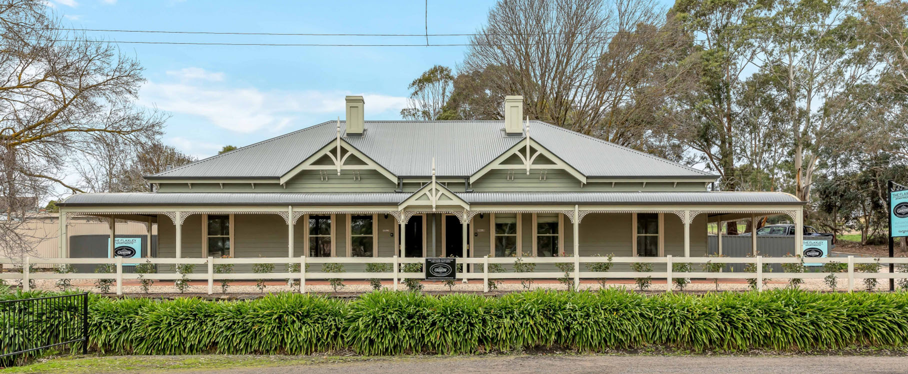 Superb Adelaide Hills Couples & Family PERFECT!