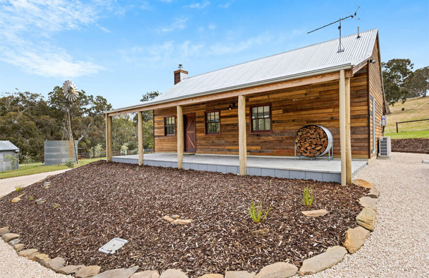Hideaway-Huts-Grandview-Accommodation-Adelaide-Hills_0004_0A7A2274