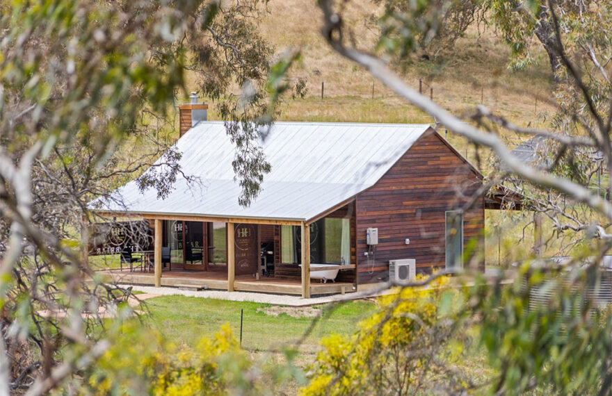 Hideaway-Huts-Grandview-Accommodation-Adelaide-Hills_0027_0A7A2426